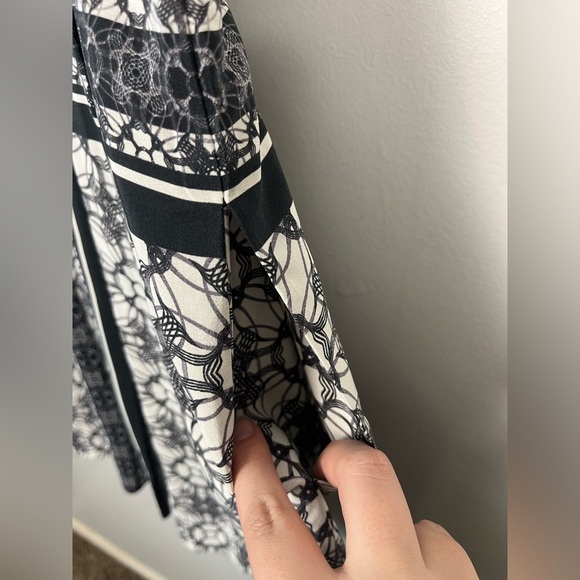 Ali Ra 12 Dress Silk Black White Geometric Collar Button Sleeveless - Picture 8 of 8